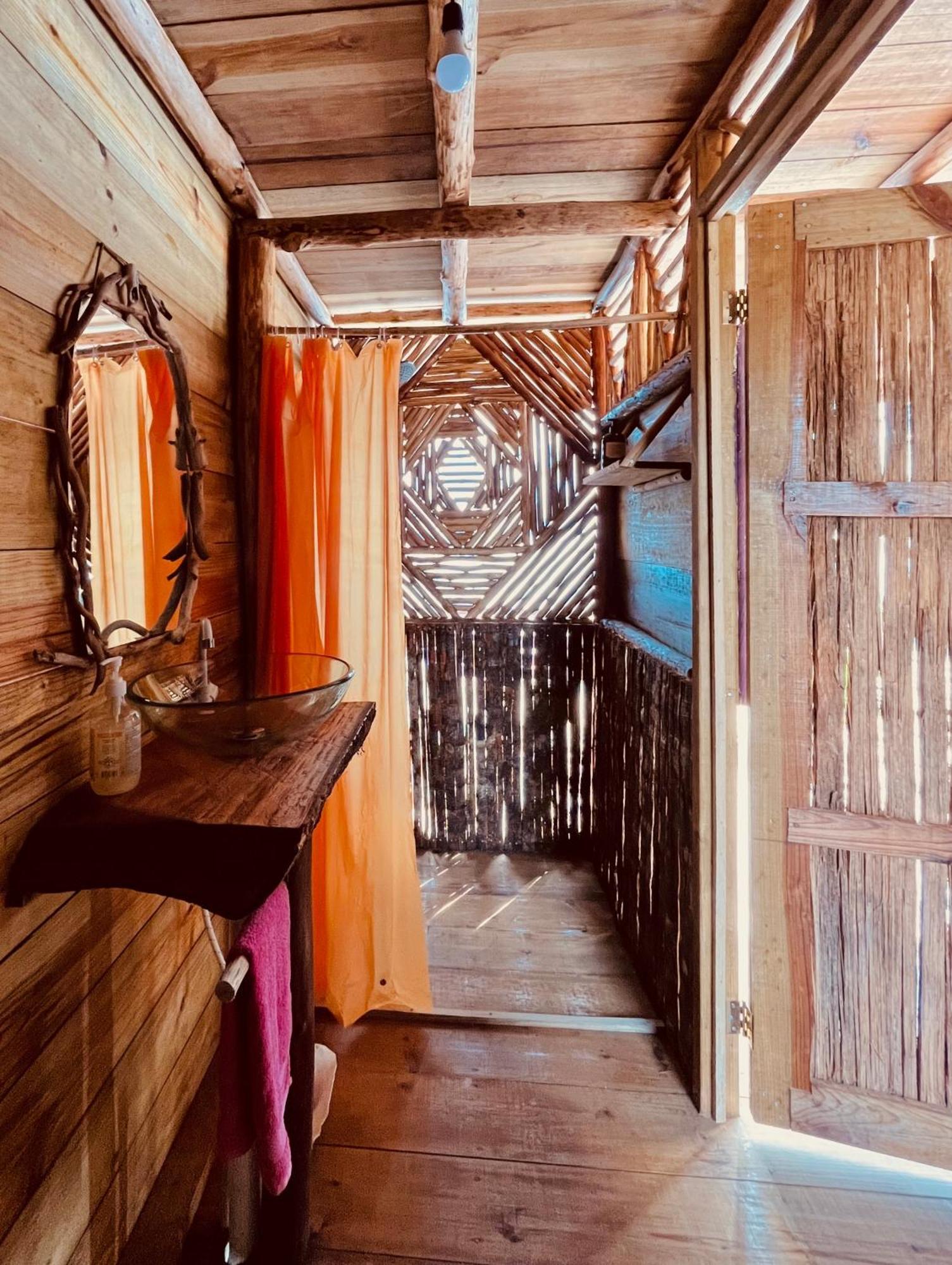 乌拉卡私人岛屿山林小屋 Punta Laurel 外观 照片